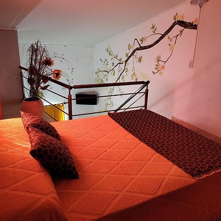 Departamentos Anahi Apartman Río Colorado Kültér fotó